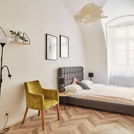 Cozy Flat In New Town By Days Apartamento *