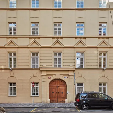 Cozy Flat In New Town By Days Апартаменты